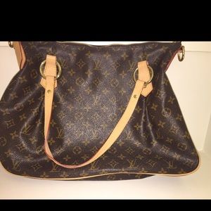 Louis Vuitton Purse
